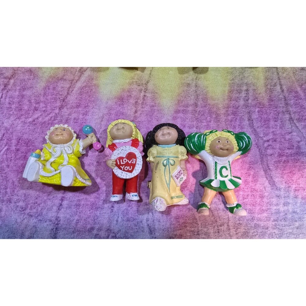 Vintage 1980s Cabbage Patch Kids Lot Mini Dolls PVC Figures Wallet Accessories